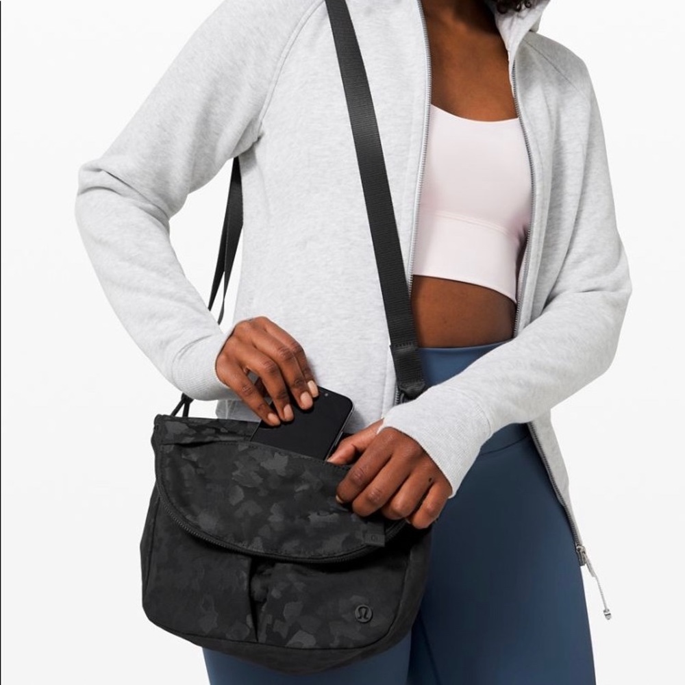 LAST ONE:LululemonAll Night Festival Crossbody Bag - Picture 8 of 16